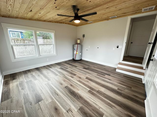 6 Harvard Circle, Panama City, FL 32405