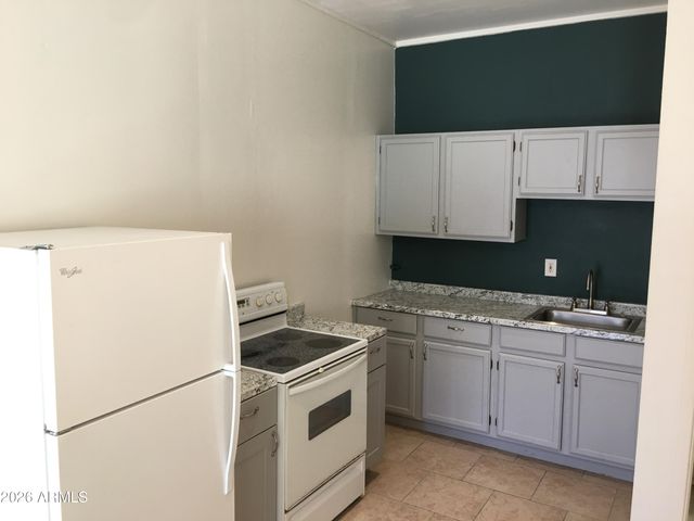 5532 N 19TH Avenue, Phoenix, AZ 85015