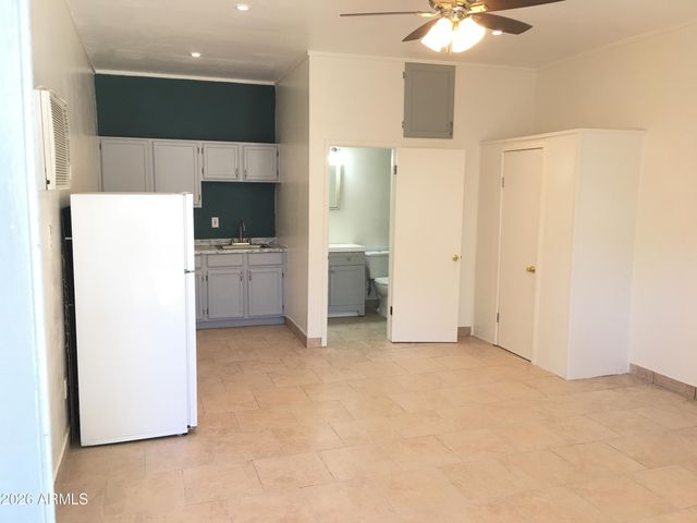5532 N 19TH Avenue, Phoenix, AZ 85015