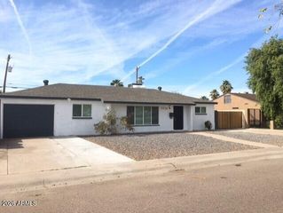 5532 N 19TH Avenue, Phoenix, AZ 85015