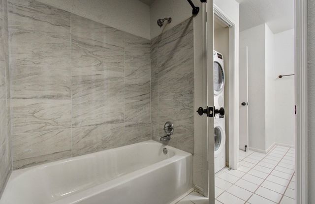 5711 Sugar Hill Drive 108, Houston, TX 77057