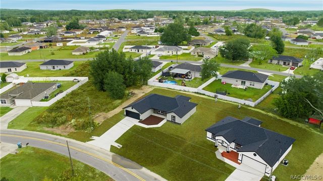 23 Juniper Loop Court, Ocala, FL 34480