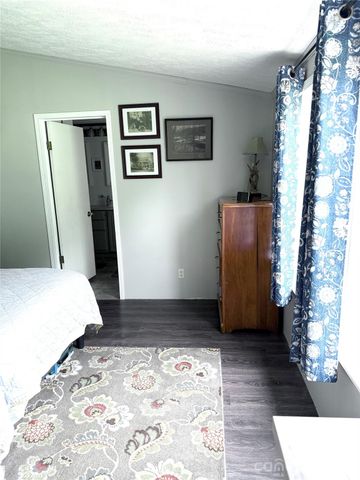 10755 NC 209 Highway, Hot Springs, NC 28743