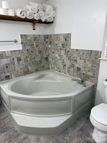 10755 NC 209 Highway, Hot Springs, NC 28743