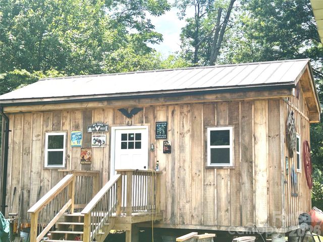 10755 NC 209 Highway, Hot Springs, NC 28743