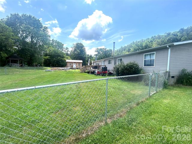 10755 NC 209 Highway, Hot Springs, NC 28743