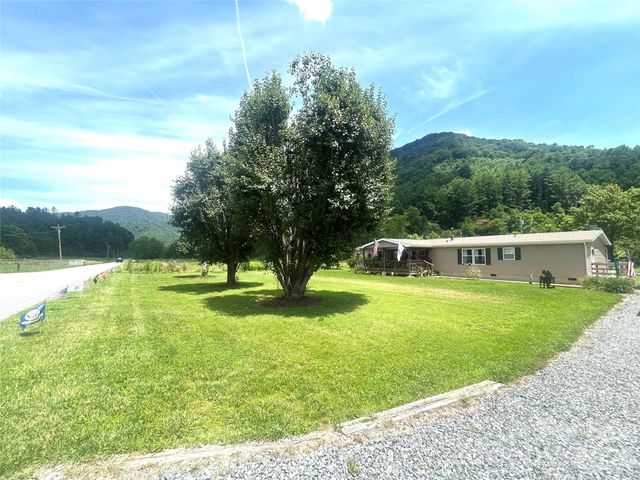 10755 NC 209 Highway, Hot Springs, NC 28743