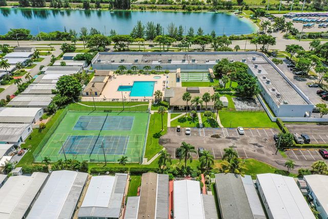 5301 SW 29th Way, Fort Lauderdale, FL 33312
