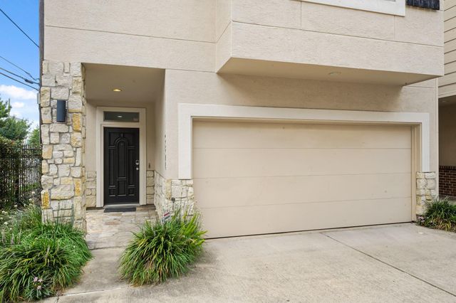 3824 Center Street, Houston, TX 77007