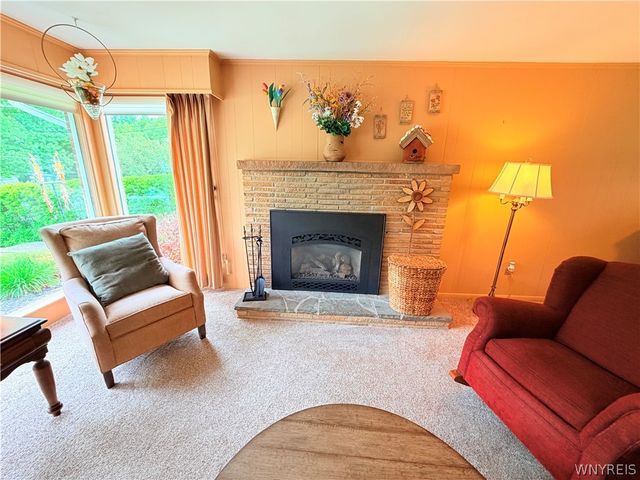 4573 Marie Drive, Hamburg, NY 14075