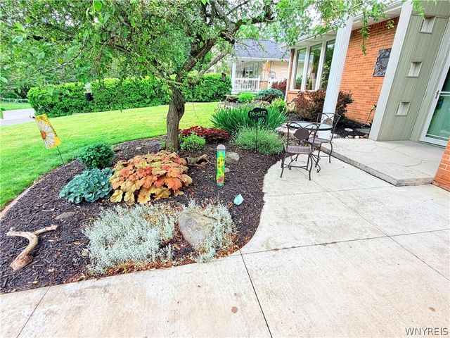 4573 Marie Drive, Hamburg, NY 14075