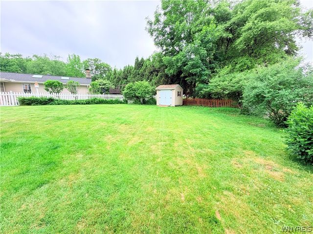 4573 Marie Drive, Hamburg, NY 14075