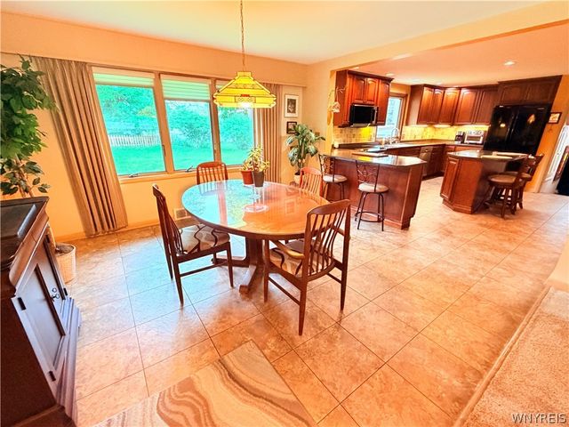4573 Marie Drive, Hamburg, NY 14075