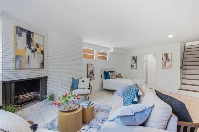 130 Sequoia, Pasadena, CA 91105