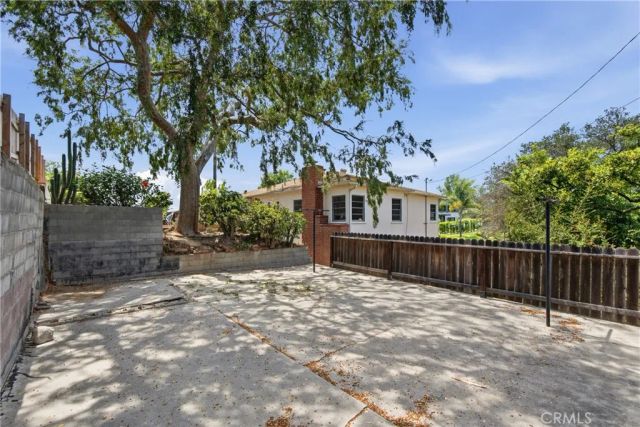 130 Sequoia, Pasadena, CA 91105