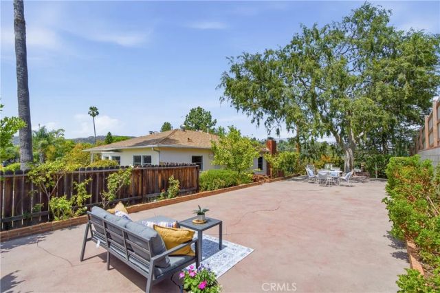 130 Sequoia, Pasadena, CA 91105
