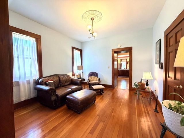 1849 N 1st STREET, Milwaukee, WI 53212
