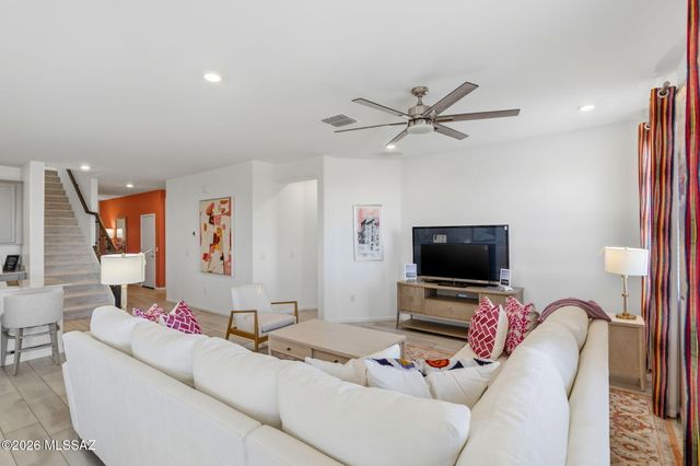 17474 S Hayward Place, Vail, AZ 85641