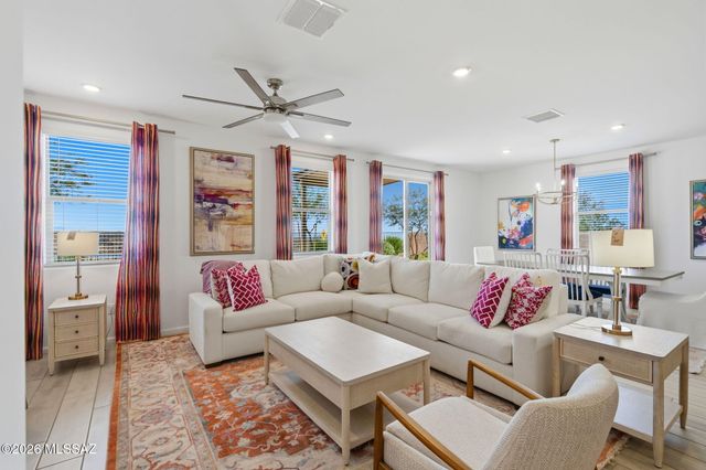 17474 S Hayward Place, Vail, AZ 85641