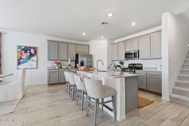 17474 S Hayward Place, Vail, AZ 85641