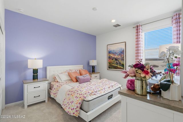 17474 S Hayward Place, Vail, AZ 85641