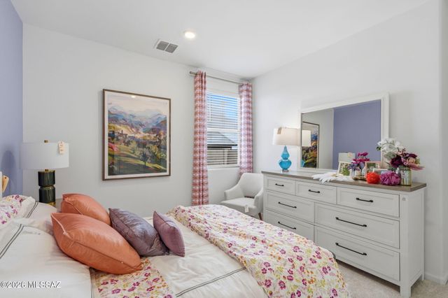 17474 S Hayward Place, Vail, AZ 85641