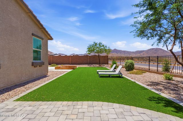 17474 S Hayward Place, Vail, AZ 85641