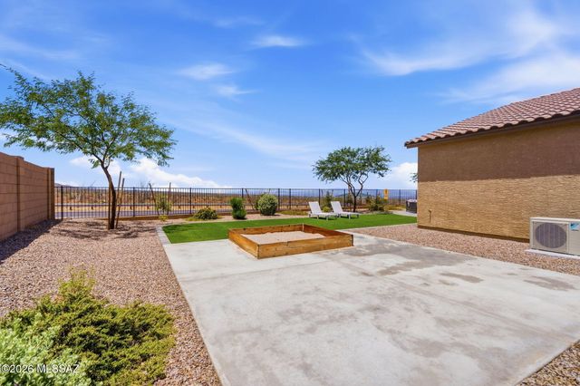 17474 S Hayward Place, Vail, AZ 85641