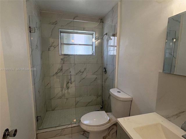 2752 SW 25th Ter B, Miami, FL 33133