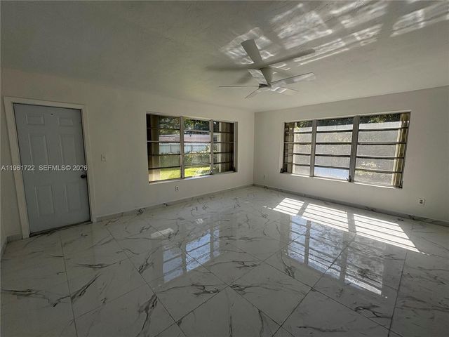 2752 SW 25th Ter B, Miami, FL 33133