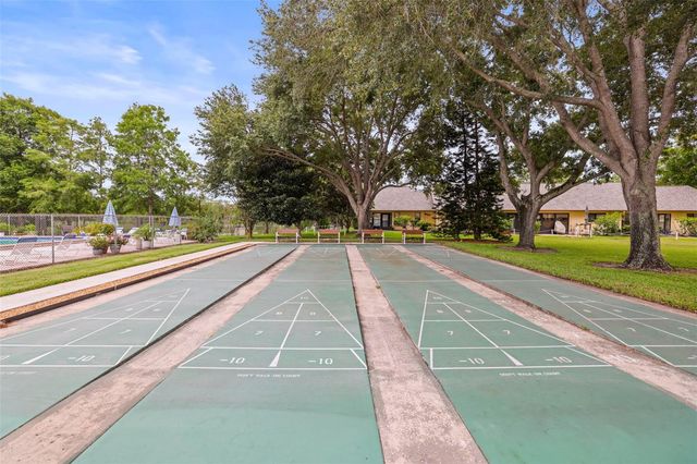 2556 ROYAL PINES CIRCLE 13-C, Clearwater, FL 33763
