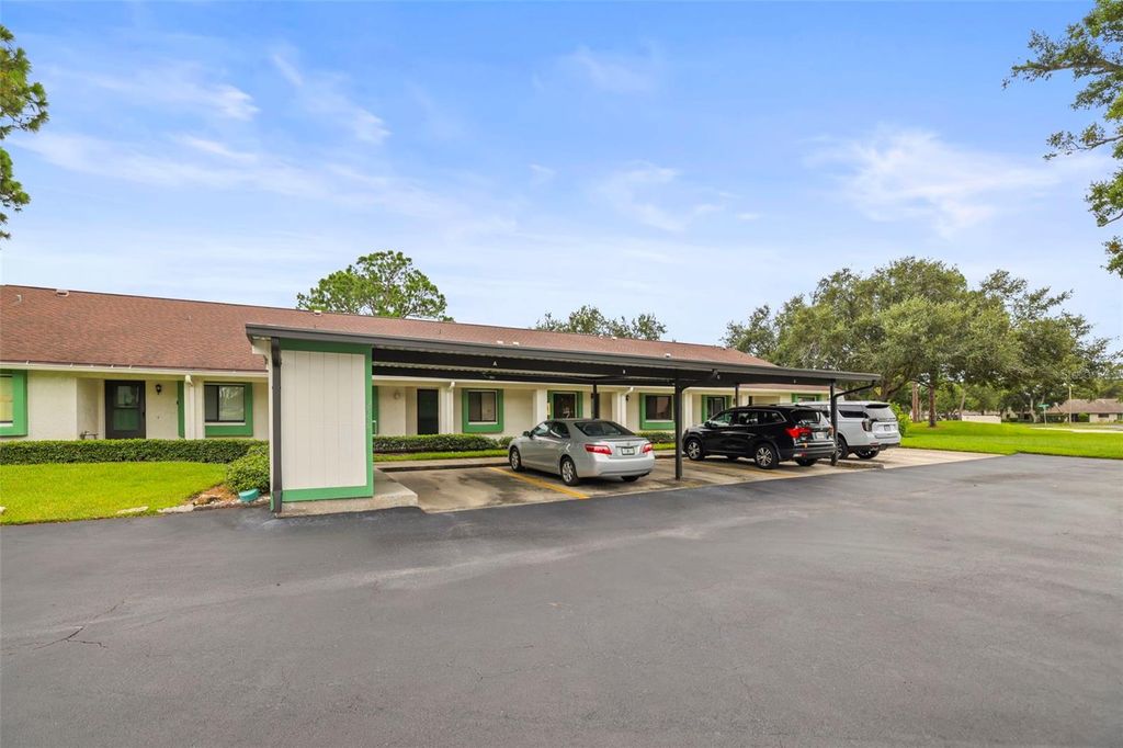 2556 ROYAL PINES CIRCLE 13-C, Clearwater, FL 33763