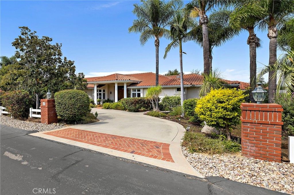 647 tumble creek Lane, Fallbrook, CA 92028 — exterior