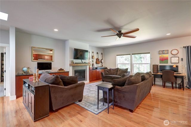 15324 Glenshire Place SW, Port Orchard, WA 98367