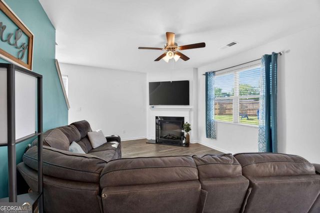 1740 Middle Brook Drive, Conyers, GA 30012