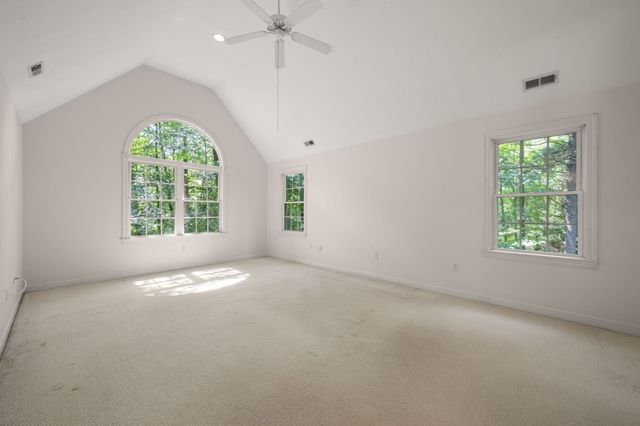 12 Rocky Woods Rd, Hopkinton, MA 01748