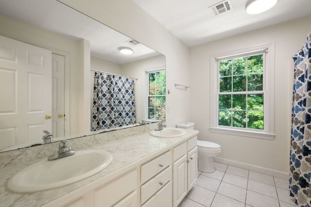 12 Rocky Woods Rd, Hopkinton, MA 01748