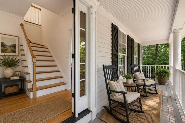 12 Rocky Woods Rd, Hopkinton, MA 01748