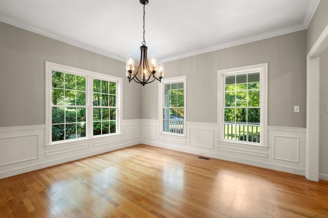 12 Rocky Woods Rd, Hopkinton, MA 01748