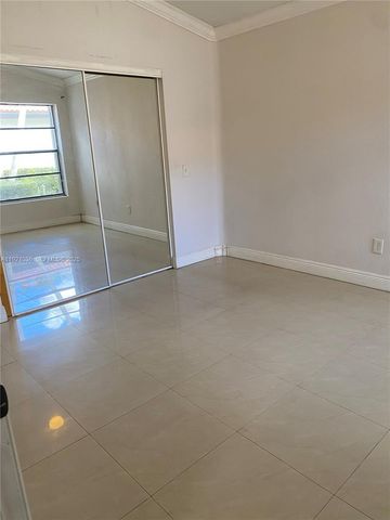 4841 SW 152nd Ct 35G, Miami, FL 33185