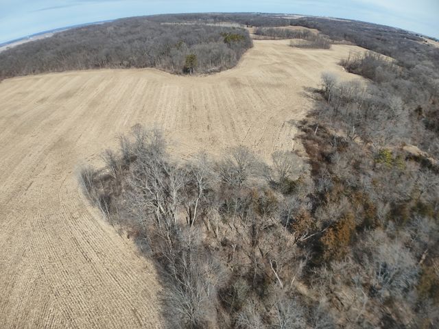 00 Spring Valley Road, Fulton, IL 61252