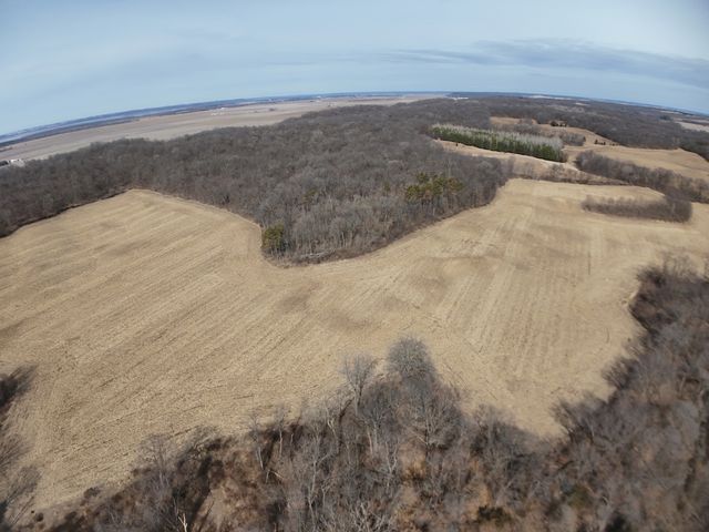 00 Spring Valley Road, Fulton, IL 61252