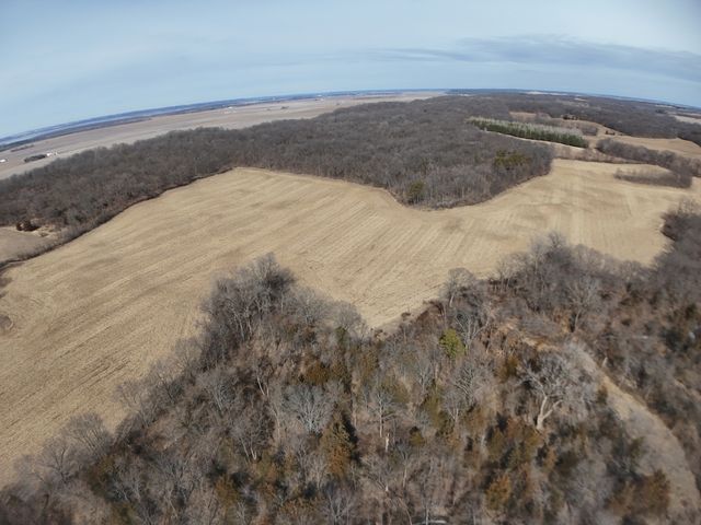 00 Spring Valley Road, Fulton, IL 61252