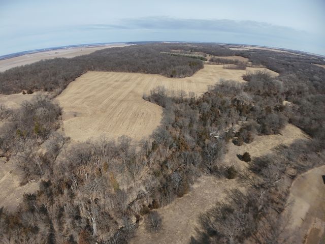 00 Spring Valley Road, Fulton, IL 61252