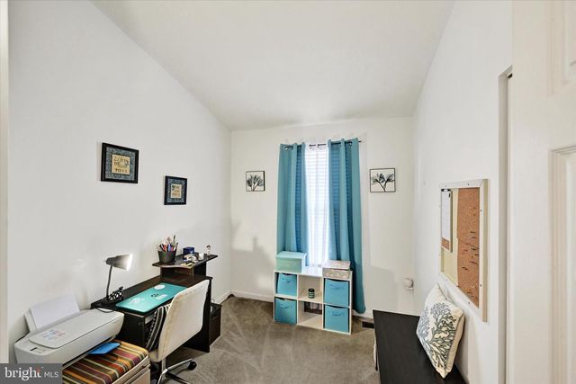4 BLUE HERON CT, Baltimore, MD 21220