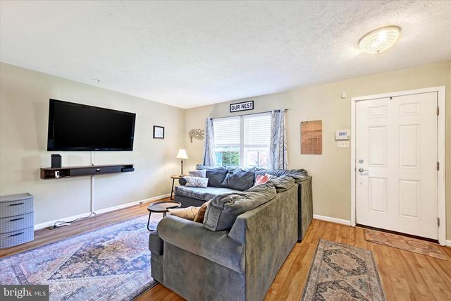 4 BLUE HERON CT, Baltimore, MD 21220