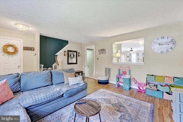 4 BLUE HERON CT, Baltimore, MD 21220