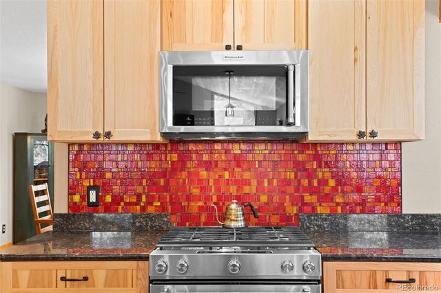 8722 S Ault Lane, Morrison, CO 80465