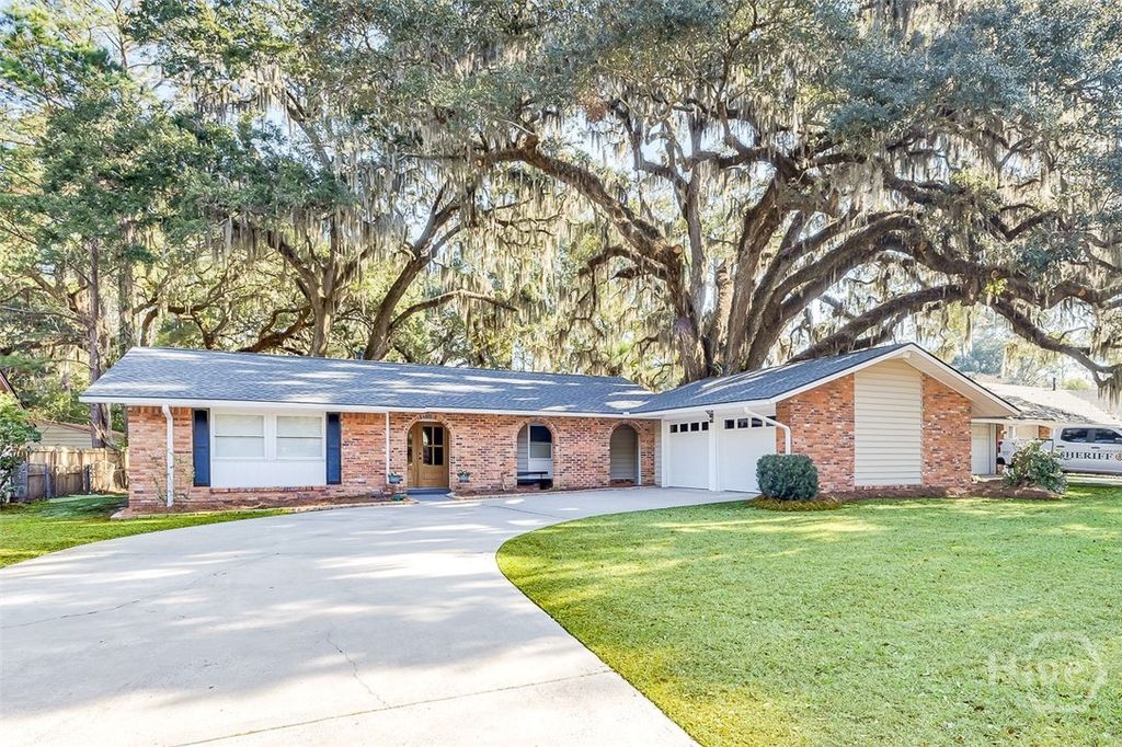 13008 Largo Drive, Savannah, GA 31419