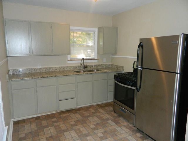 4501 Lareina DR A, Austin, TX 78745